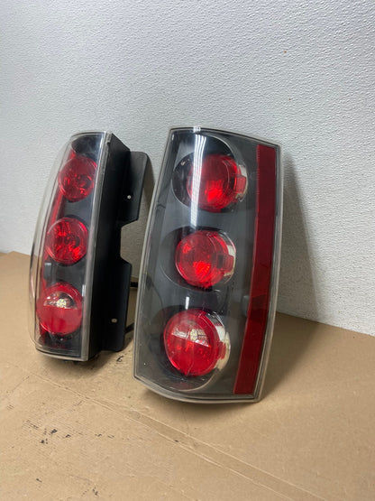 2007-2014 GMC Yukon Denali Left + Right SET Tail Lights Light AF4506 LK1