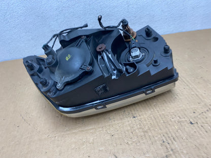 2003 2004 2005 Lincoln Aviator Right Passenger Halogen Headlight AC7802 DW4