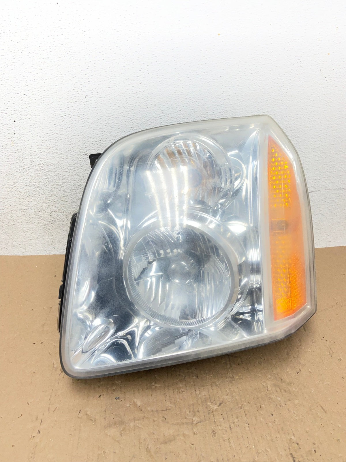 2007-2014 GMC Yukon Halogen Headlight Left Driver LH Side AD7833 LK0