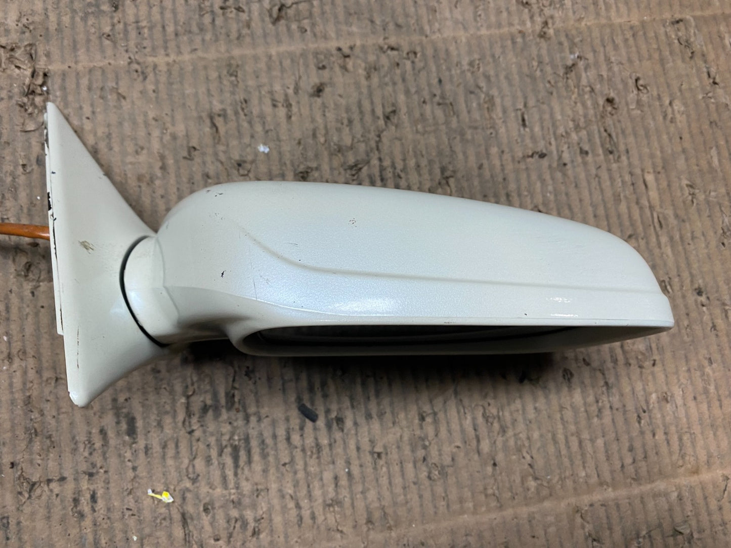2000 to 2004 Subaru Legacy Right Passenger RH Door Mirror Oem T9646 DG2