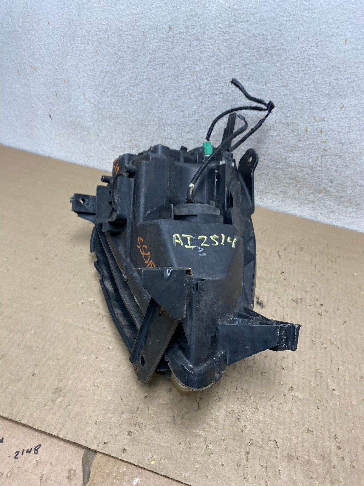 2005 -2006 Honda Crv Cr-v Left Driver LH Halogen Headlight AI2515 LK6