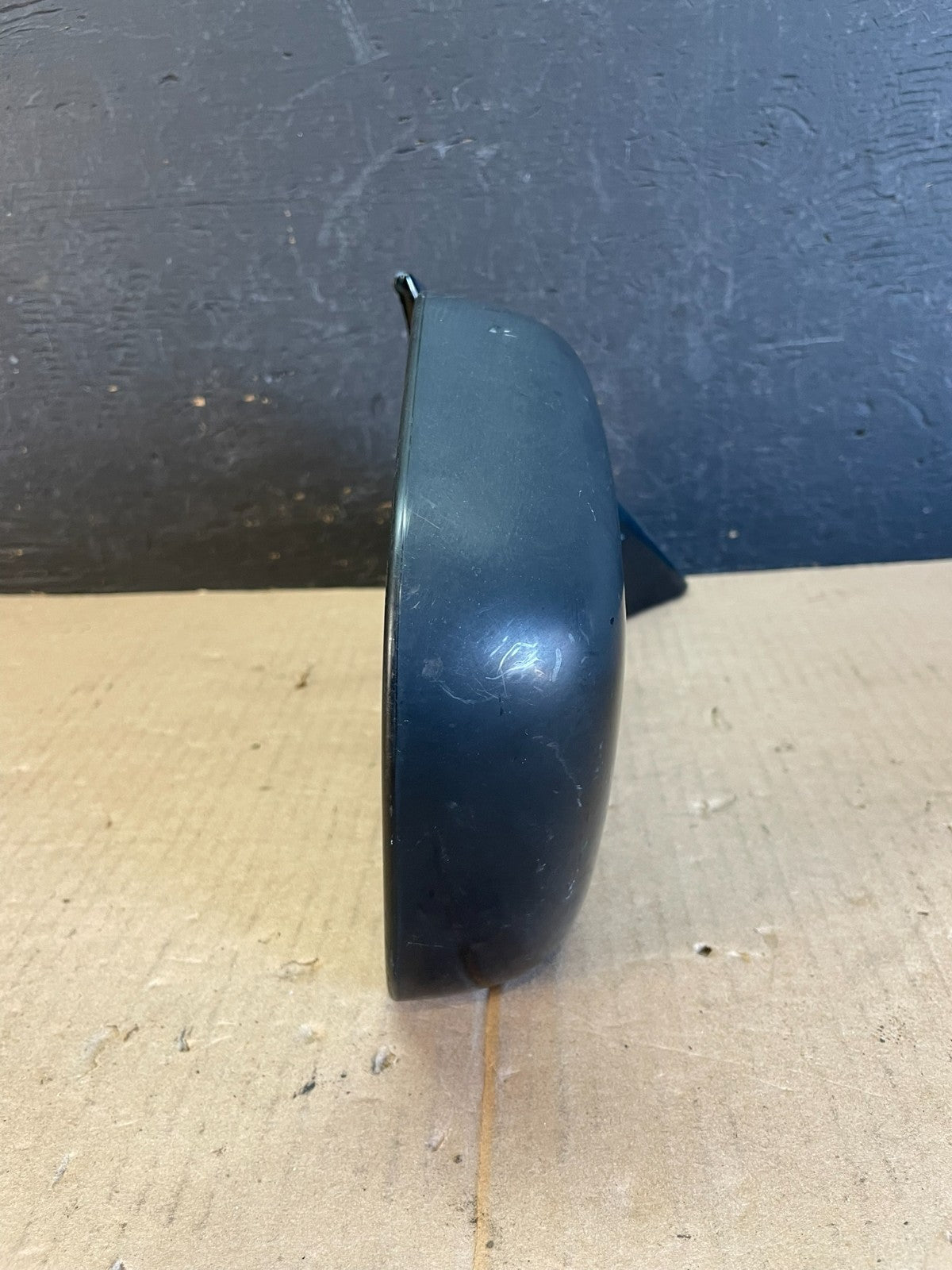 1998 to 2002 Isuzu Trooper Right Passenger RH Power Door Mirror AD8589 DW8