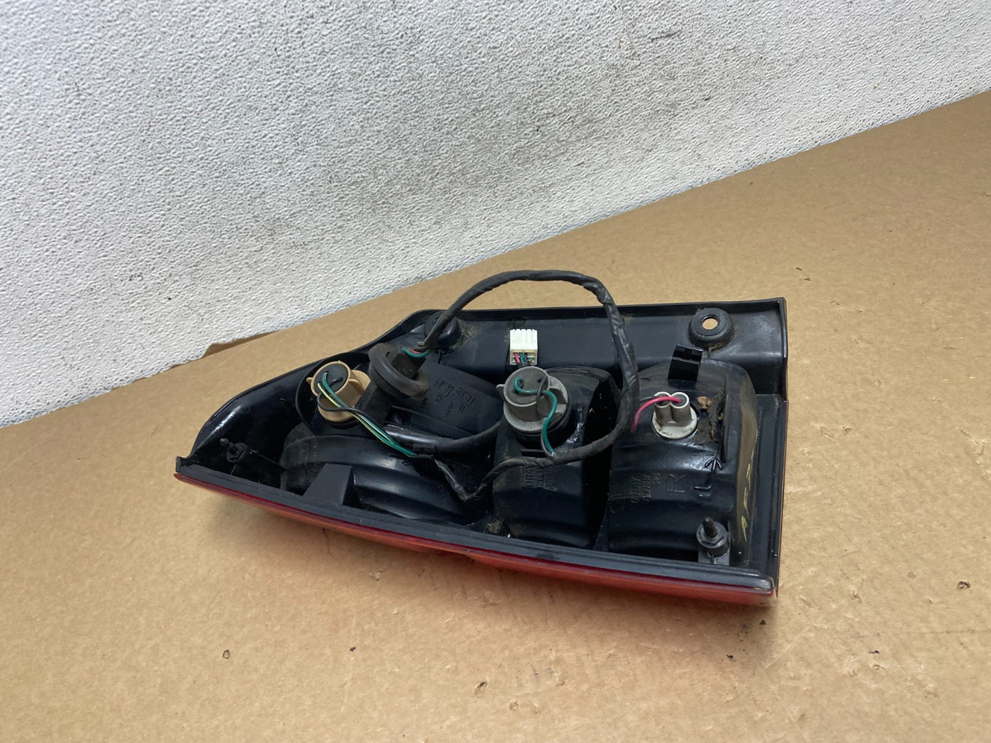 2005 to 2012 Nissan Pathfinder Right Passenger RH Side Tail Light AF7340 DW5