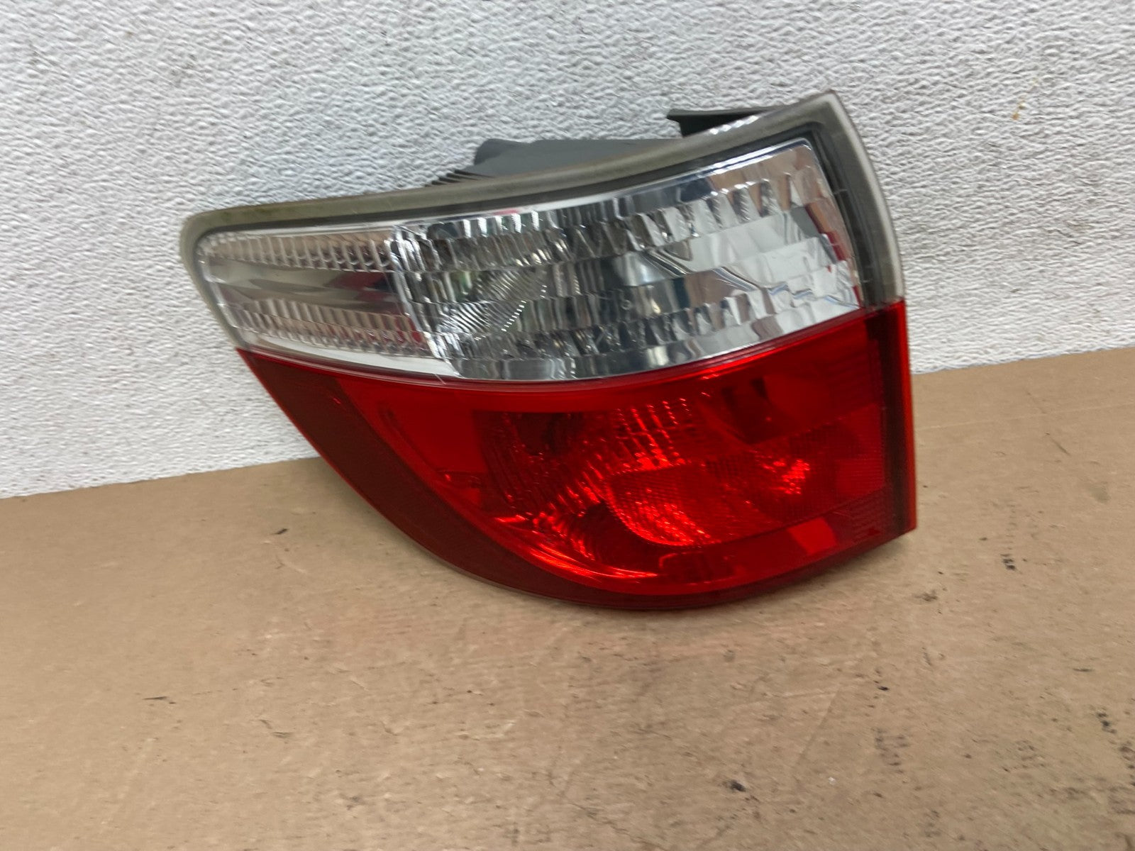 2011 to 2013 Dodge Durango Left Driver LH Side Side Tail Light AF5121 DW0