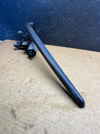 2005 - 2011 Audi A6 C6 A4 B8 Rear Windshield Washer Wiper Motor AD7560 DG2