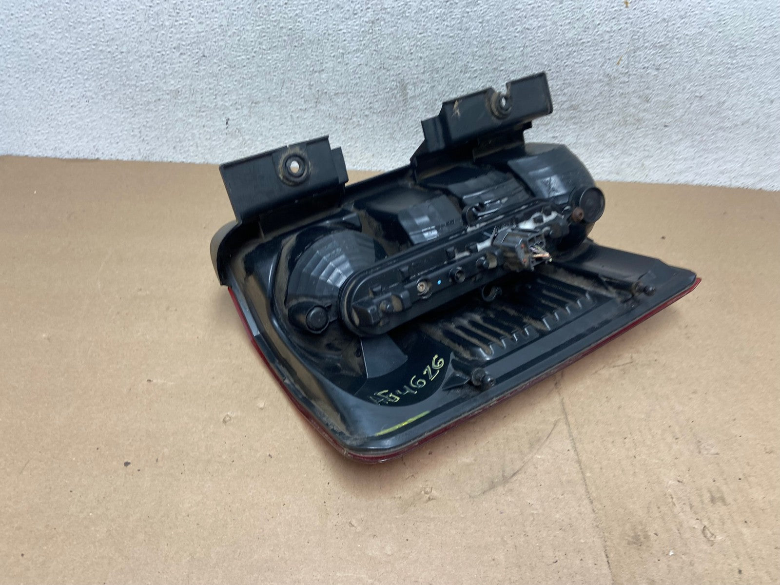 2008 to 2012 Jeep Liberty Right Passenger RH Side Tail Light AG4626 LK6