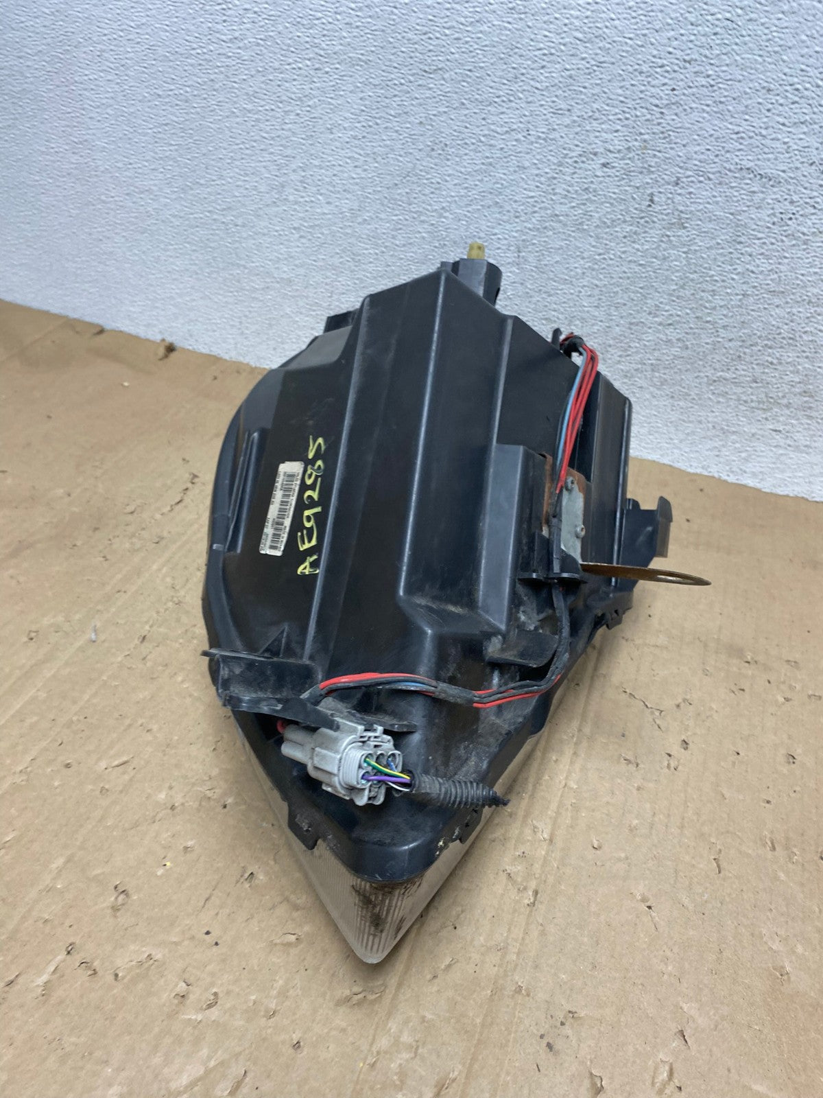 2010 2011 2012 Nissan Sentra Halogen Right Passenger Black Headlight AE9285 LK9