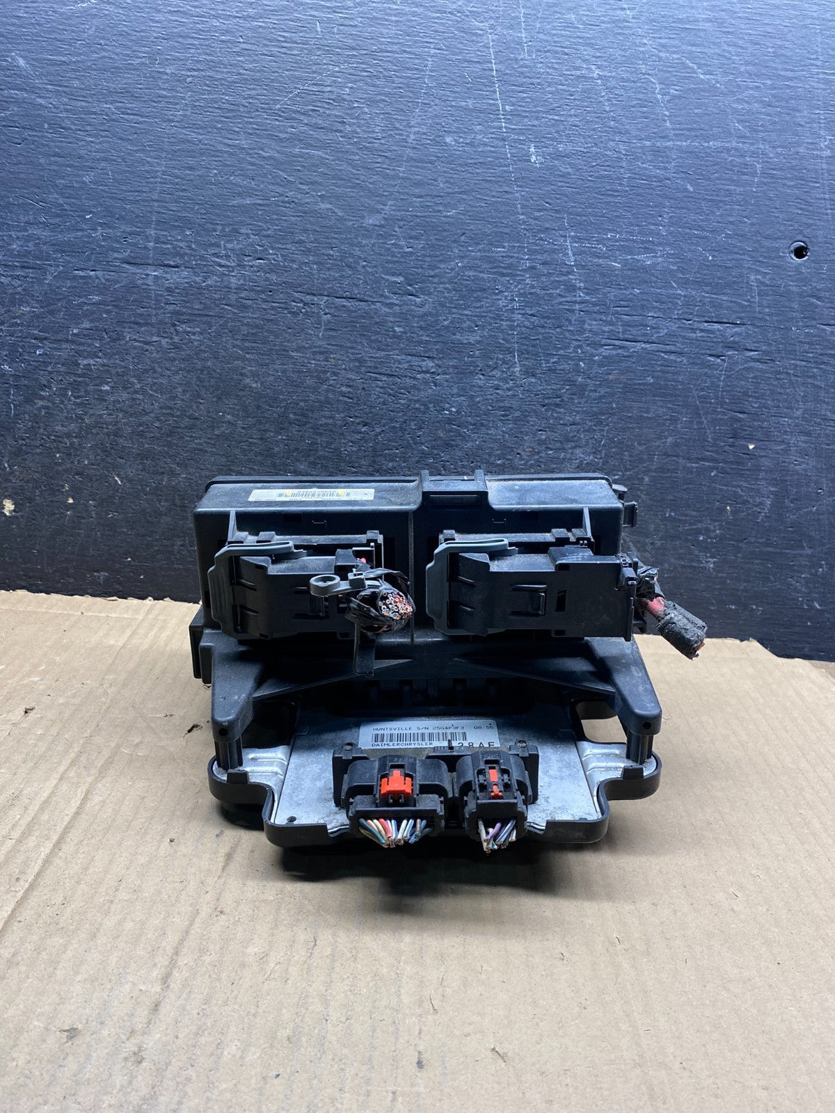 2007 Jeep Grand Cherokee Integrated Power Fuse Box 04692109ac AI0299 DW1