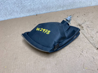 1998 to 2000 Toyota Sienna Left Driver Side Turn Signal Marker Lamp W2978 DW6