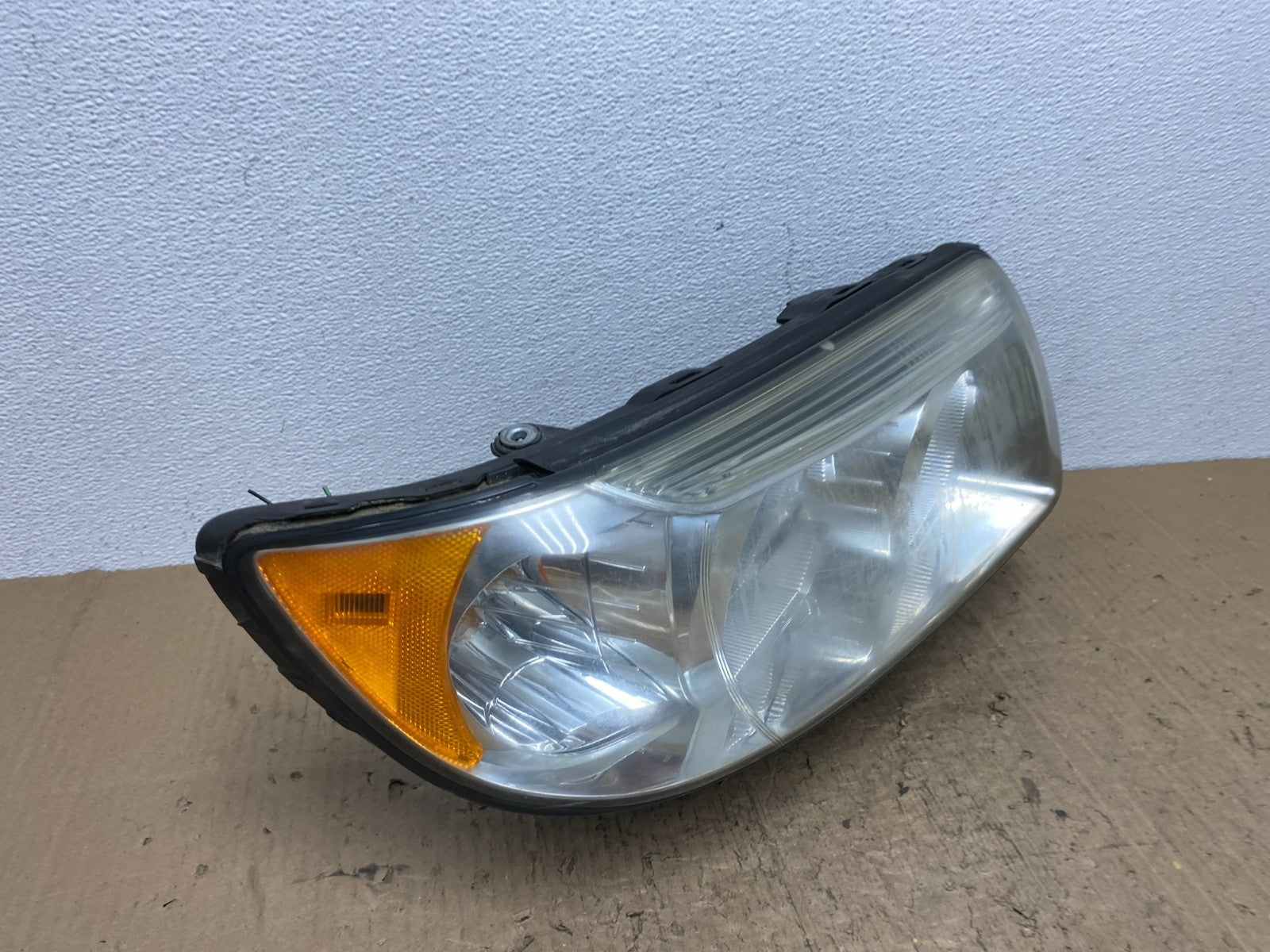 2006-2008 Subaru Forester Right Passenger Rh Headlight Halogen AB9926 DW2