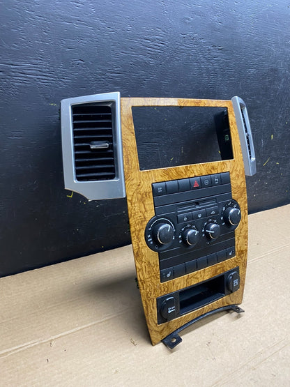 2008 2009 2010 Jeep Commander Grand Cherokee A/C Climate Control Bezel W6461 DG1