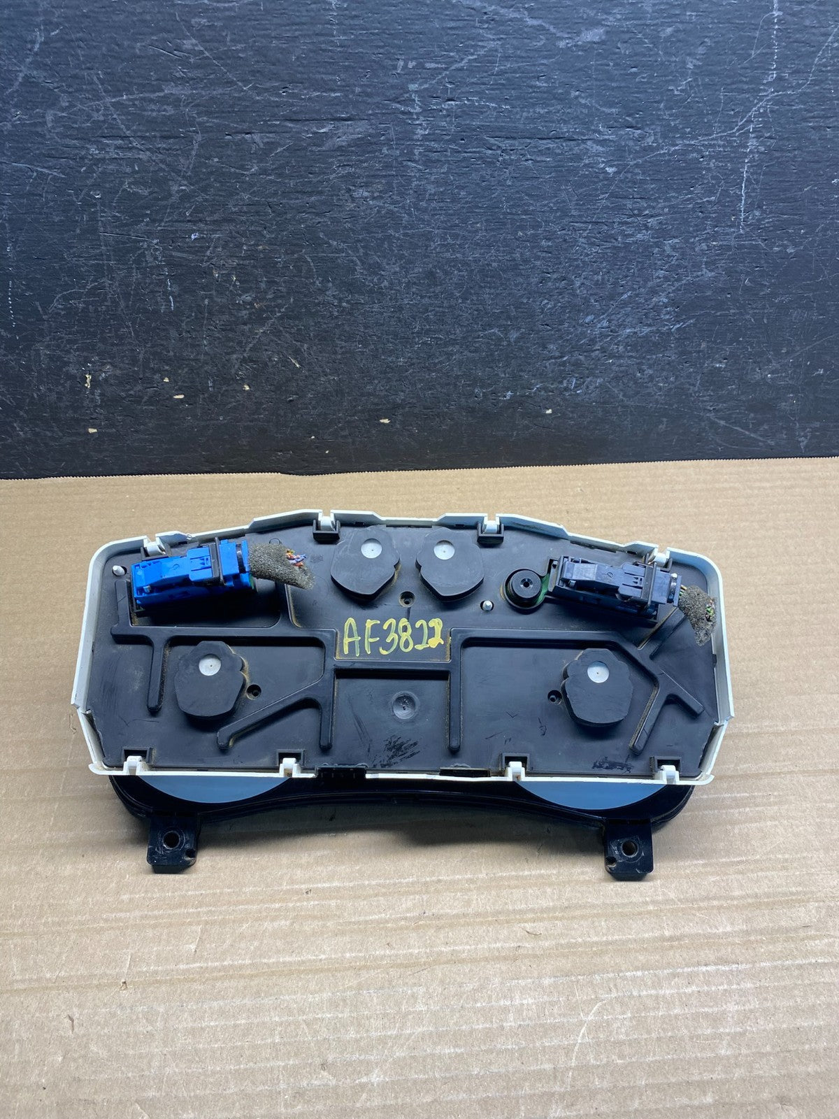 2011 to 2013 Ford Transit Connect Speedometer Gauge Cluster AF3822 DW5