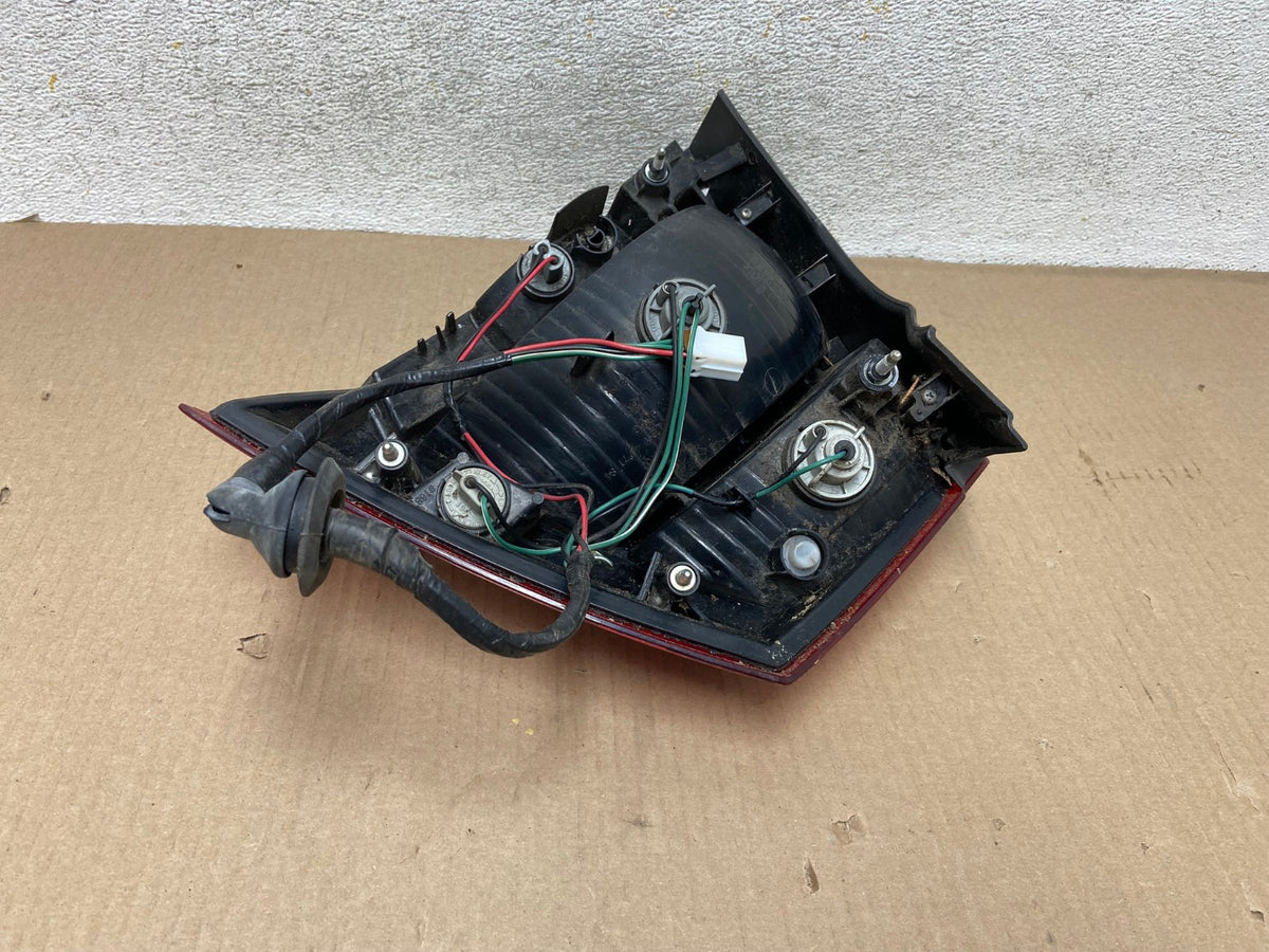 2004 2005 2006 Mitsubishi Galant Sedan Left Driver Lh Tail Light AH5701 LK5