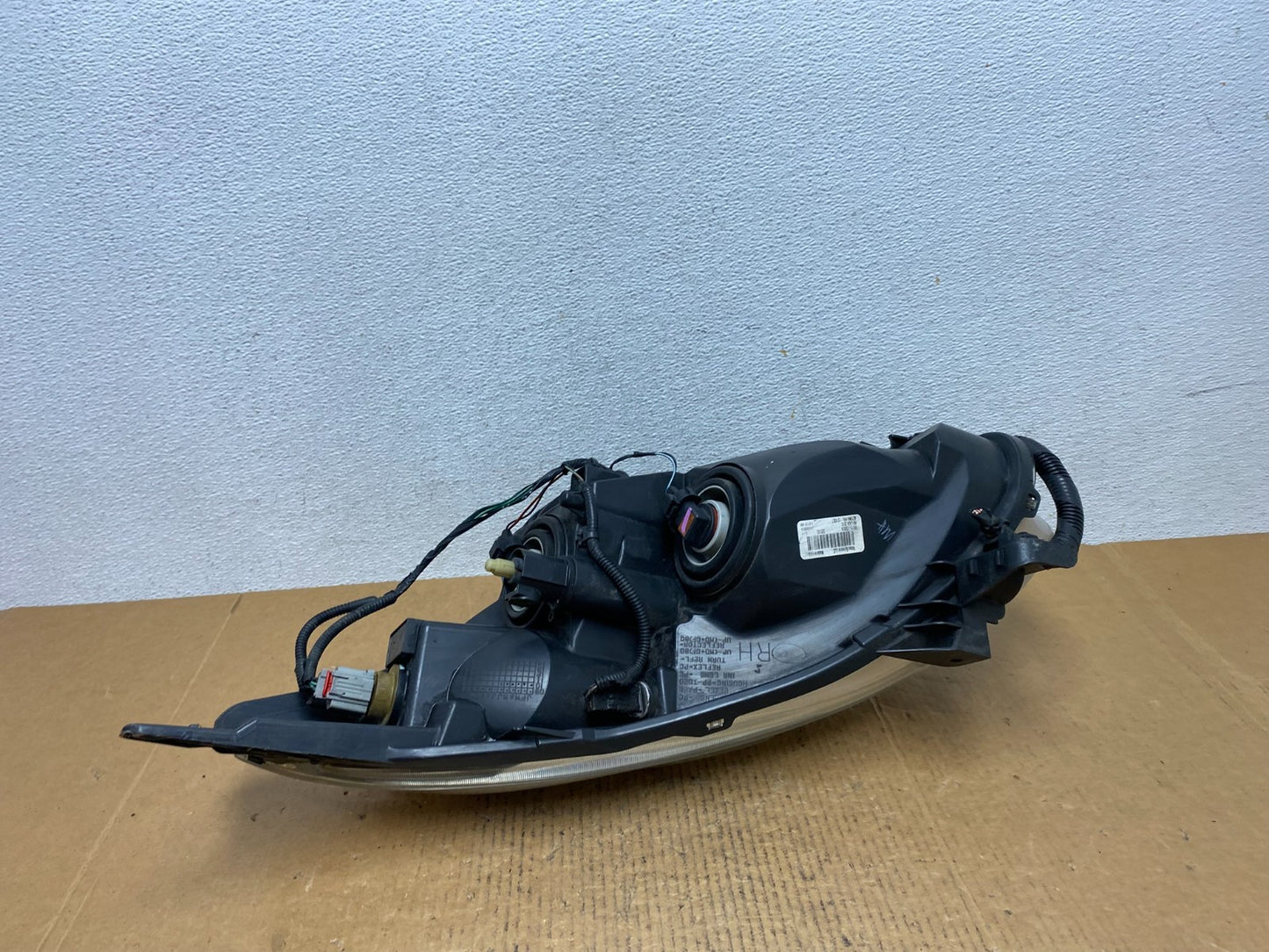 Sedan 2010 2011 2012 Nissan Altima Headlight Right Passenger Rh AE0606 DW5