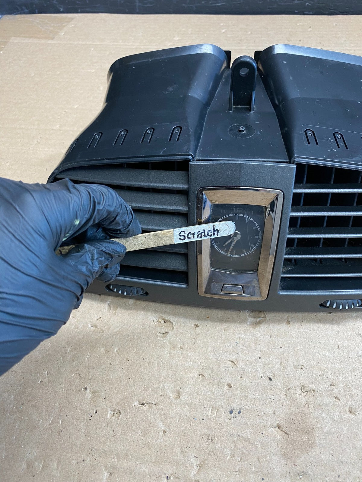 2007 to 2009 Cadillac SRX Front Center Dash Clock Air Vent ag5066 DG1