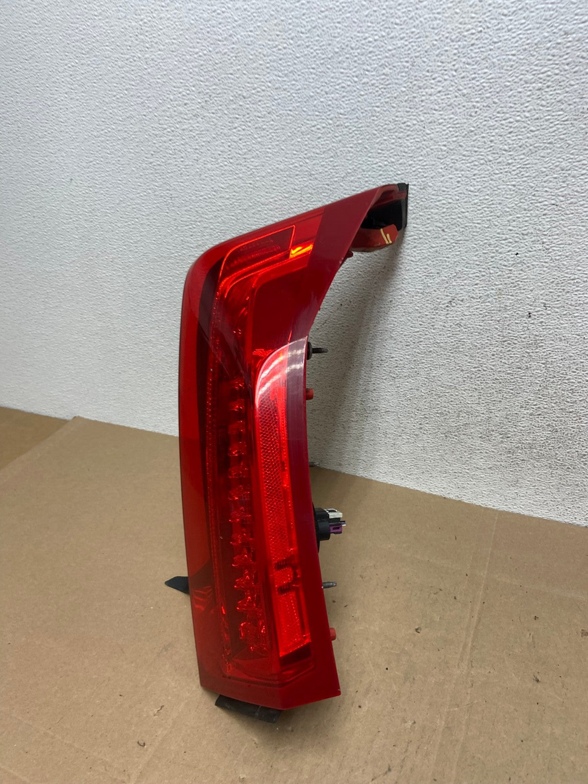 2013 to 2018 Cadillac Ats Right Passenger RH Side Tail Light AE4980 LK2