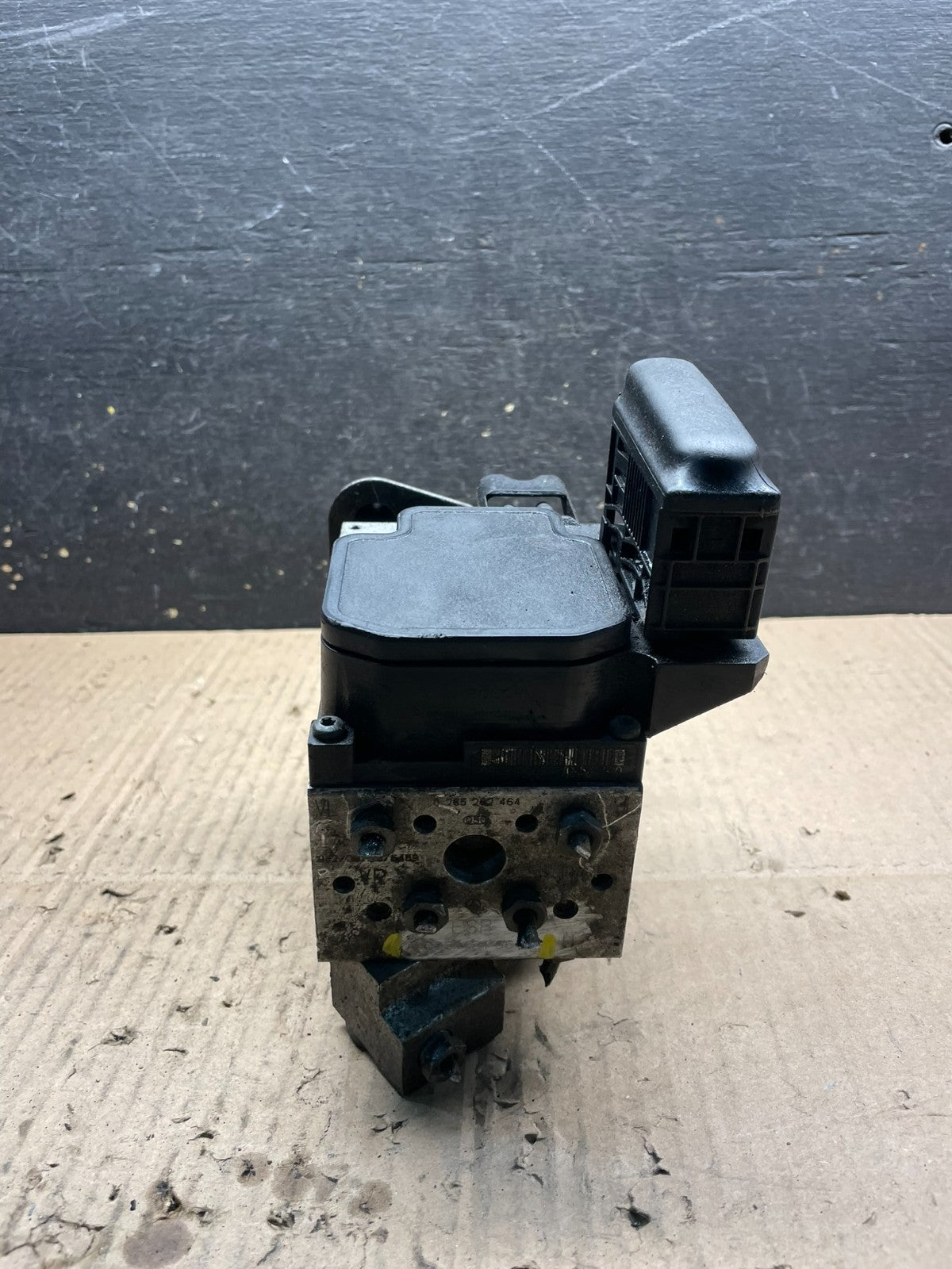 1998-2002 Mercedes W203 C230 CLK320 ABS Anti Lock Brake Pump Module v5307 DG0
