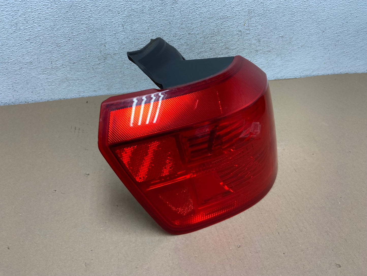 2010 to 2017 GMC Terrain Halogen Tail Light Left Driver Lh Side AF3004 LK2