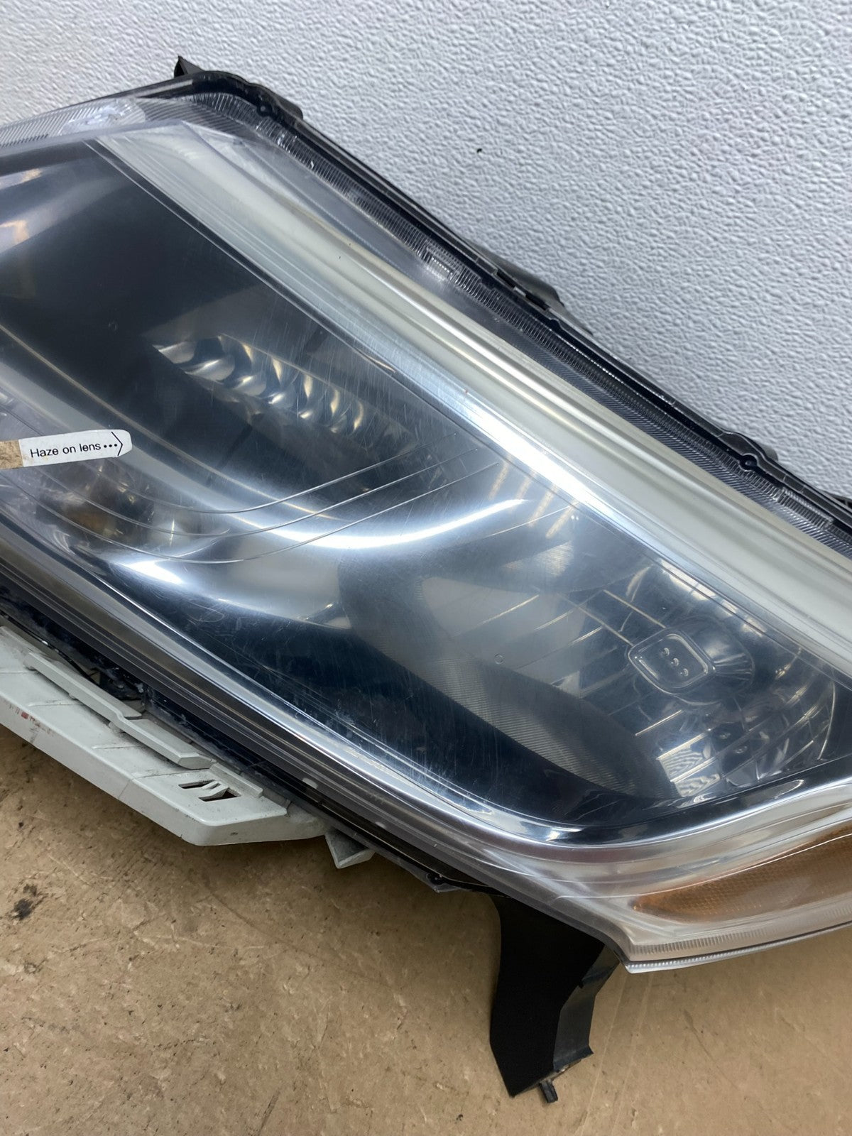 2013 - 2016 Nissan Pathfinder Left Driver LH Side Headlight Halogen TYC AC60454