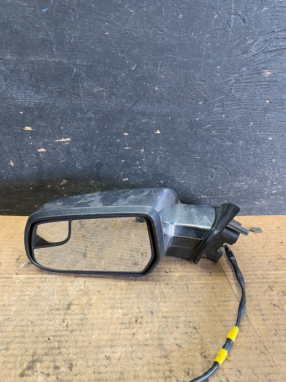 2010 to 2015 Chevrolet Equinox Left Side Heated View Door Mirror OEM Q8613 DG9