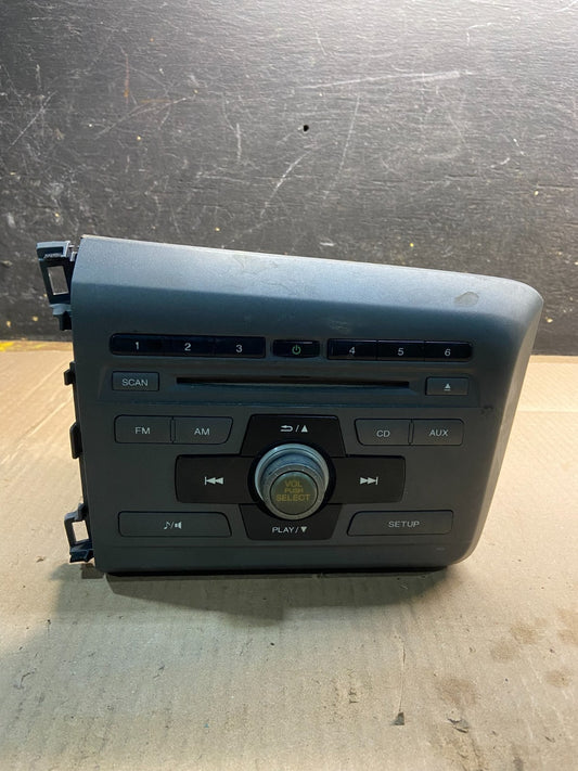 2012 Honda Civic Radio AM/FM Climate Control Air Vent Bezel Y7574  DG0
