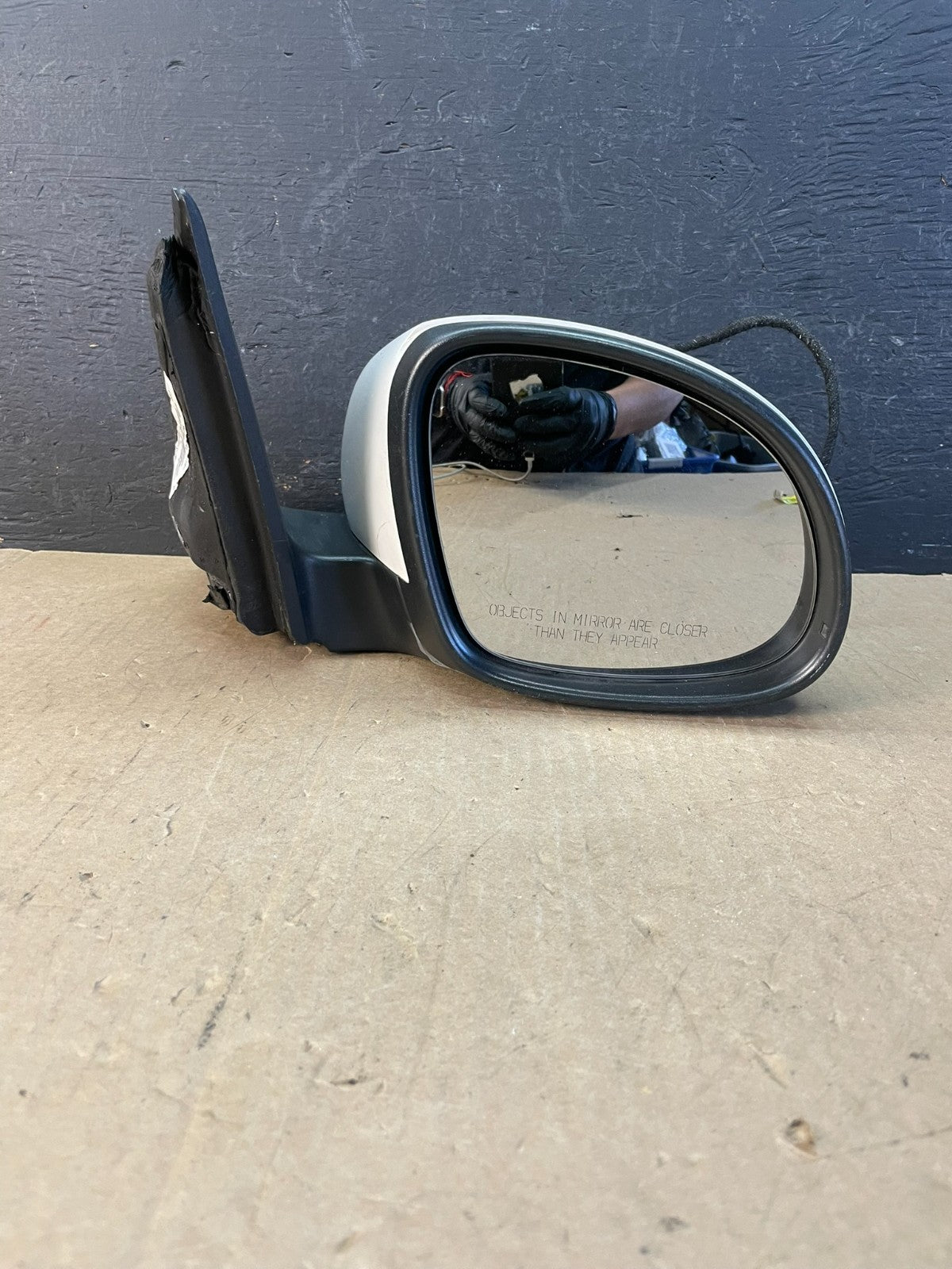 2009 to 2018 Volkswagen Tiguan Right Passenger View Door Mirror AD5675 DW9