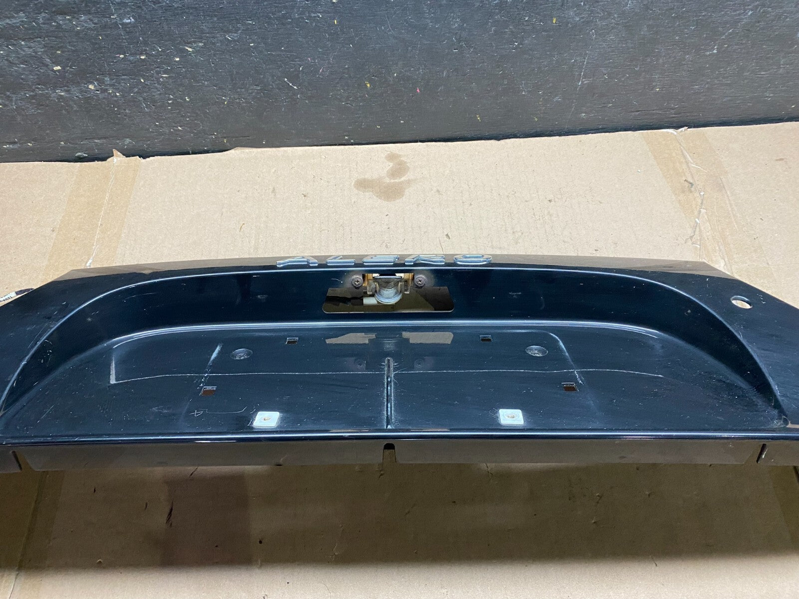 1999 to 2004 Oldsmobile Alero Trunk Lid License Plate Panel Oem C4110 DG13