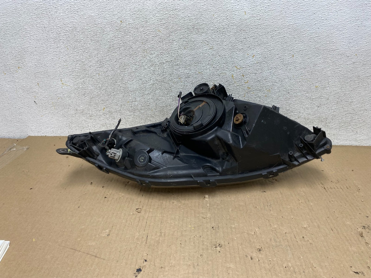 2006-2009 Toyota Prius Right Passenger Rh Side Headlight Halogen AH5832 DW5