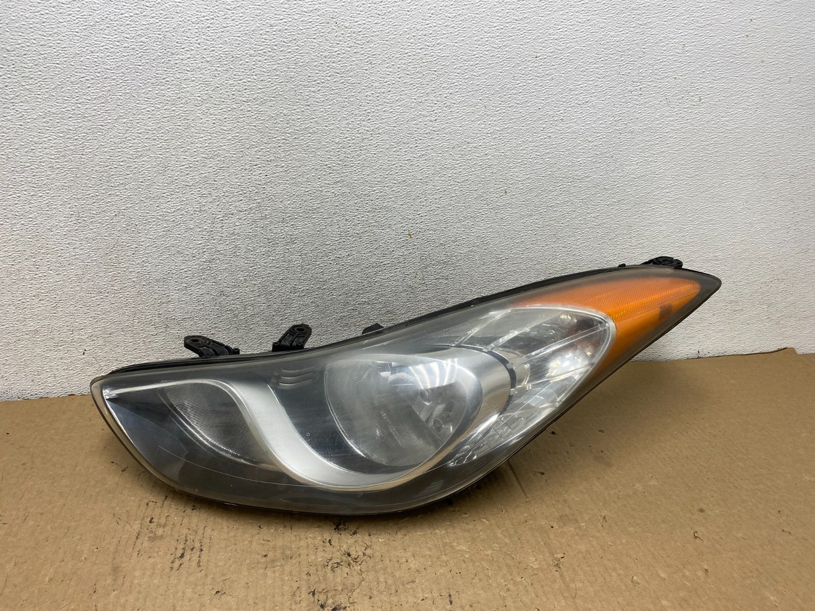 2011 2012 2013 Hyundai Elantra Left Driver Lh Halogen Headlight AG2309 DW0