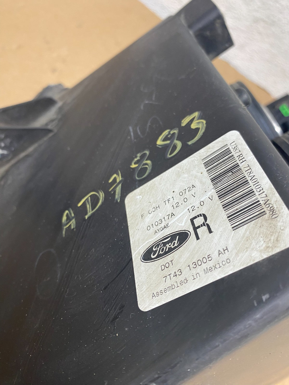 2007 to 2010 Ford Edge Right Passenger RH Halogen Headlight AD7883 DW8