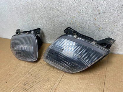 1999 to 2002 Pontiac Sunfire Left+Right Set Headlights ai6720 DG1