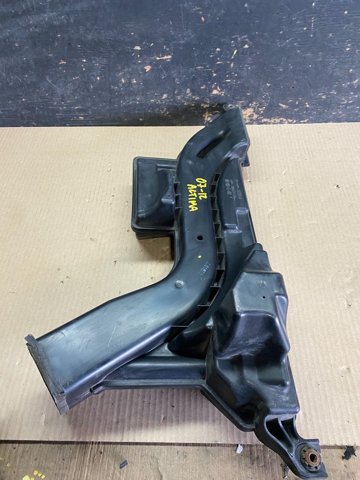 2013 to 2018 Nissan Altima 2.5L Air Duct Tube Resonator 16554-JA000 u7289 DG6