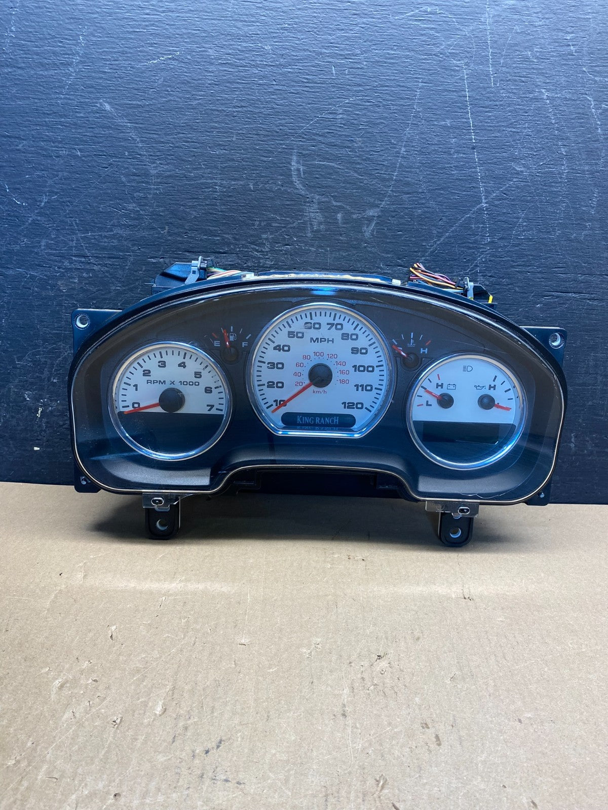 2007 - 2008 Ford F150 F-150 King Ranch Speedometer Cluster Gauge AG1873 DG0
