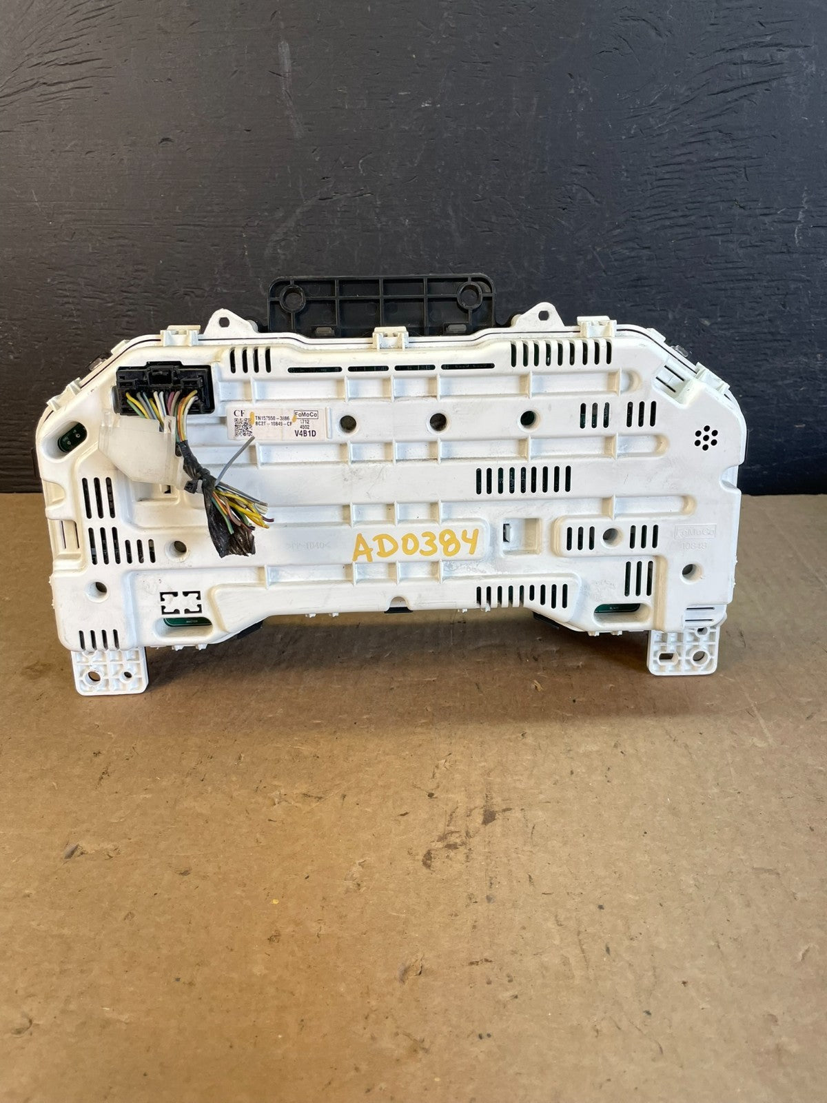 2011 to 2013 Ford E150 E250 E350 VAN Gauge Speedometer Cluster AD0384 DG6