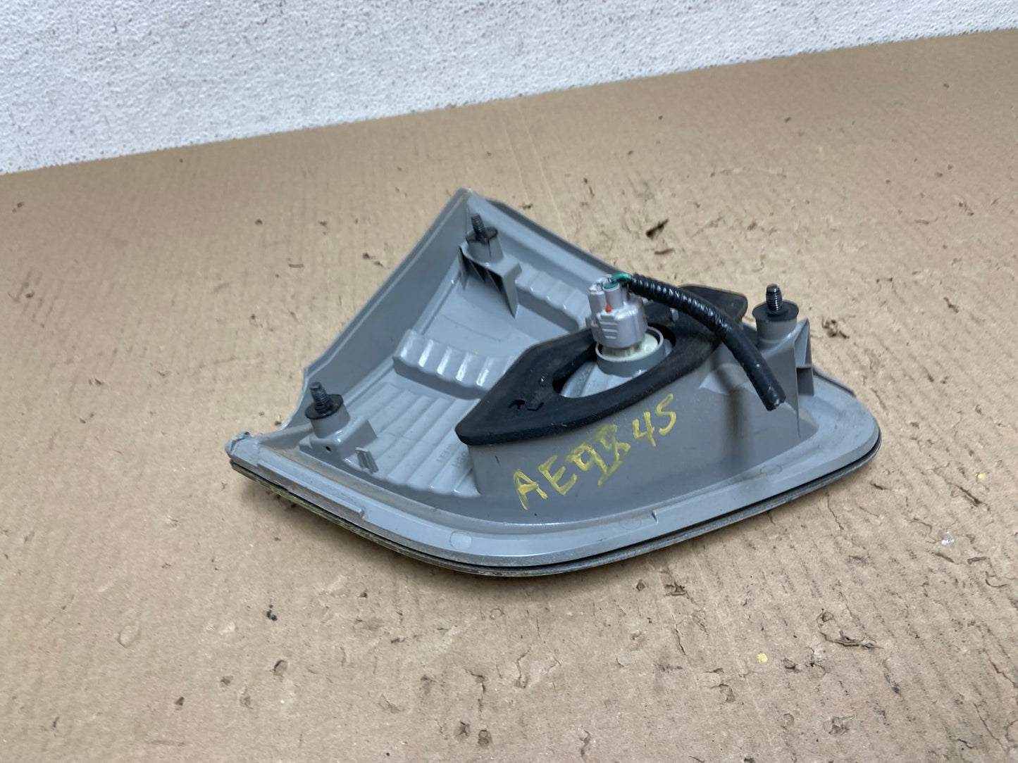 2013 to 2016 Nissan Pathfinder Right Passenger Inner Tail light AE9845 LK6