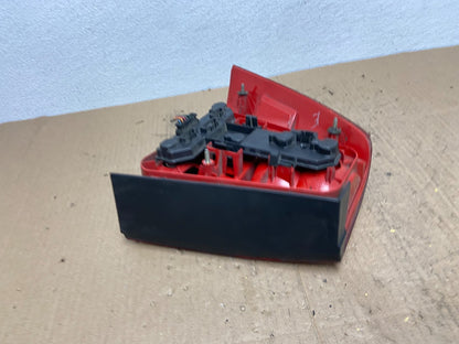 2004 to 2005 Volkswagen Jetta Right Passenger RH Side Tail Light OEM AB8508 DW3