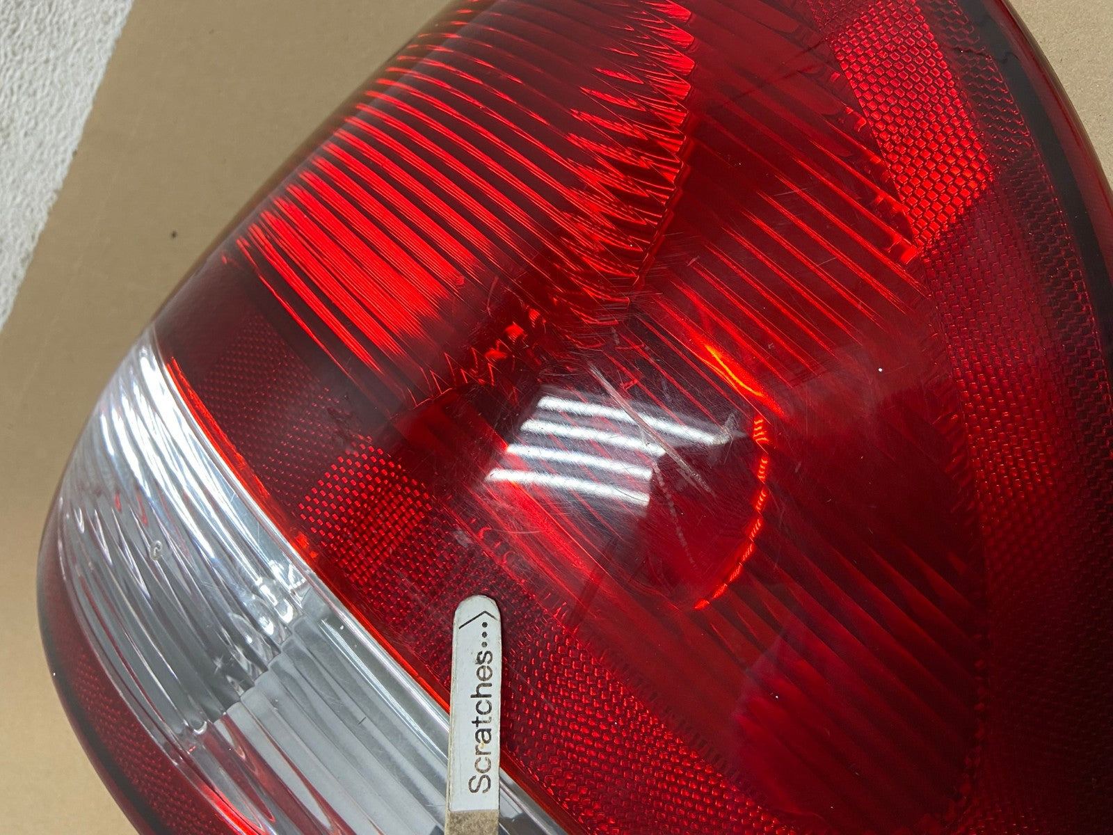 2004 to 2007 Dodge Grand Caravan Left Driver Lh Tail Light AF4315 LK3
