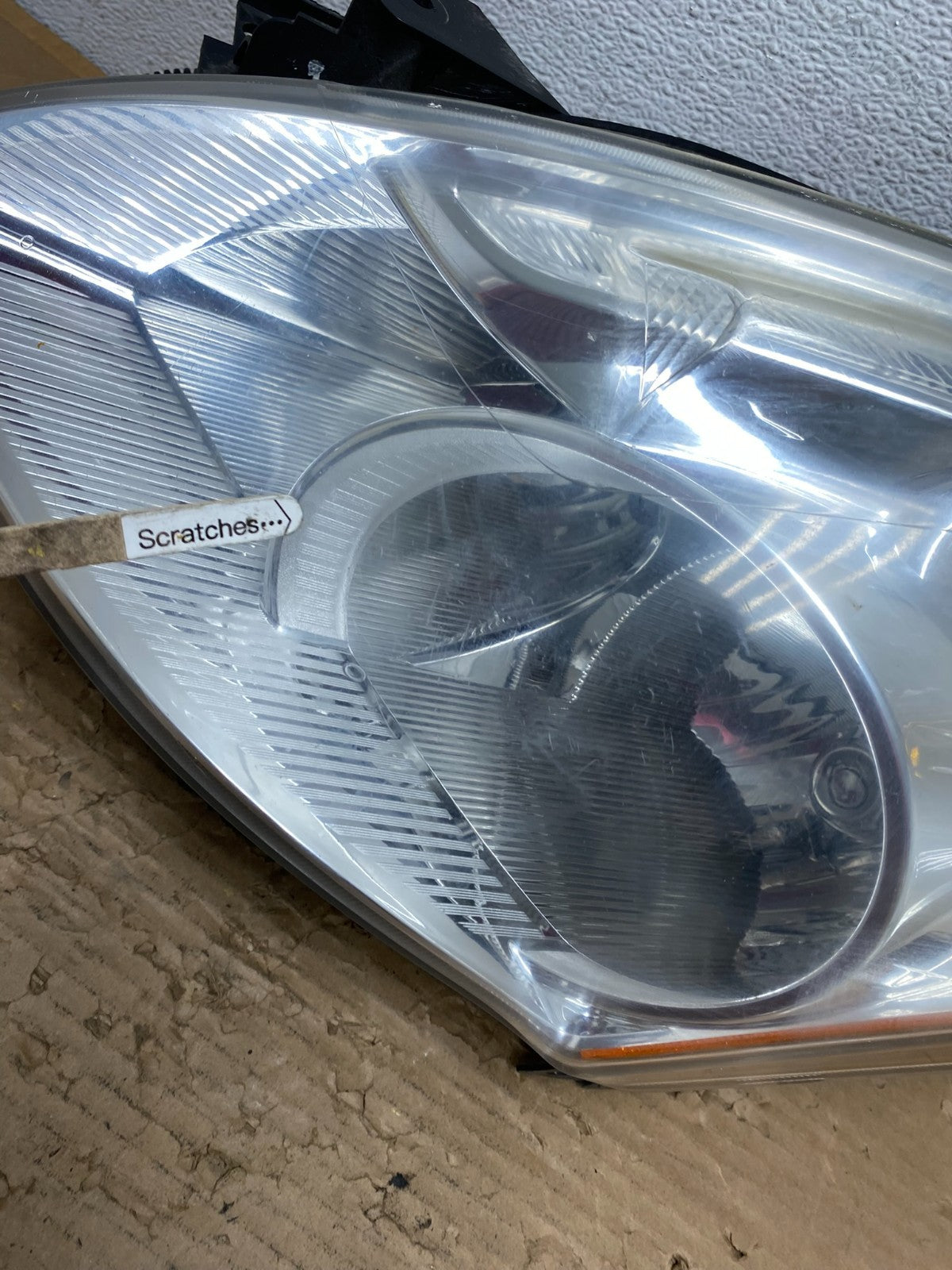 Sedan 2010 2011 2012 Nissan Altima Left Driver Side Headlight AD4355 DW3