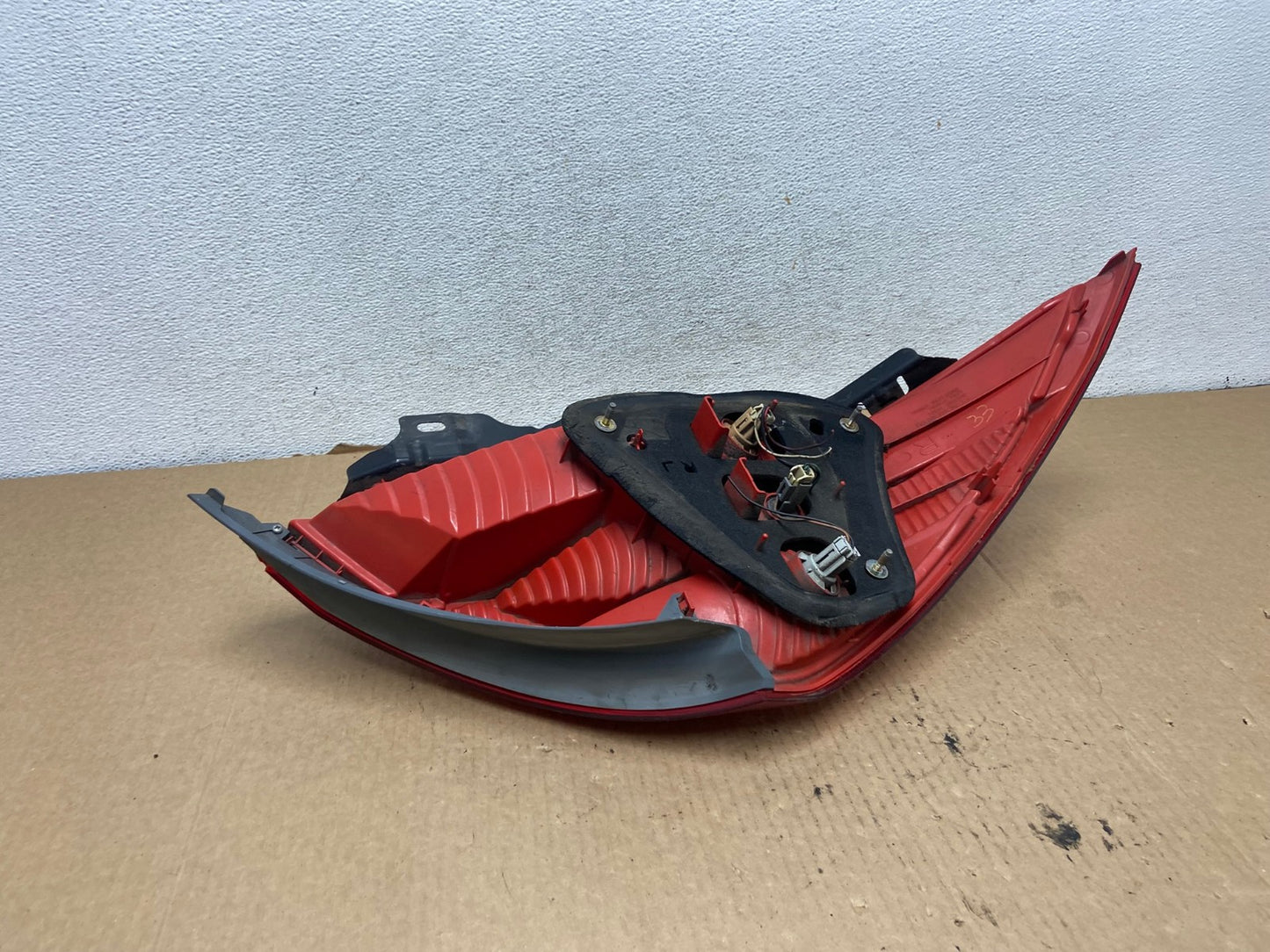 2003 2004 2005 Honda Accord Coupe Right Passenger Rh Tail Light AG2058 LK6