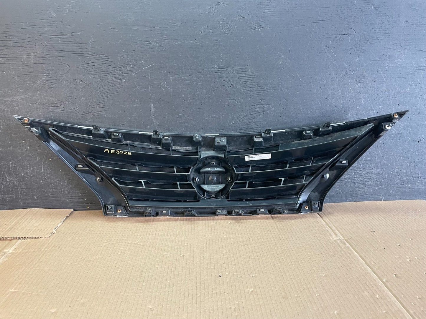 2013 to 2015 Nissan Altima Front Upper Grill Grille Sedan Aftermarket ae3528 DG5