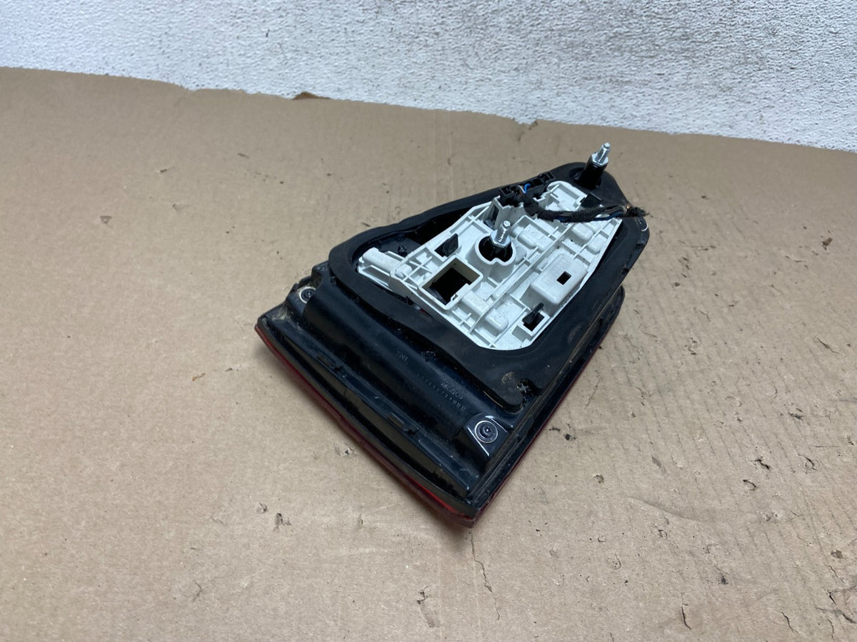 2015 - 2018 Volkswagen Jetta Left Driver LH Side Tail Light Inner AG6939 DW4