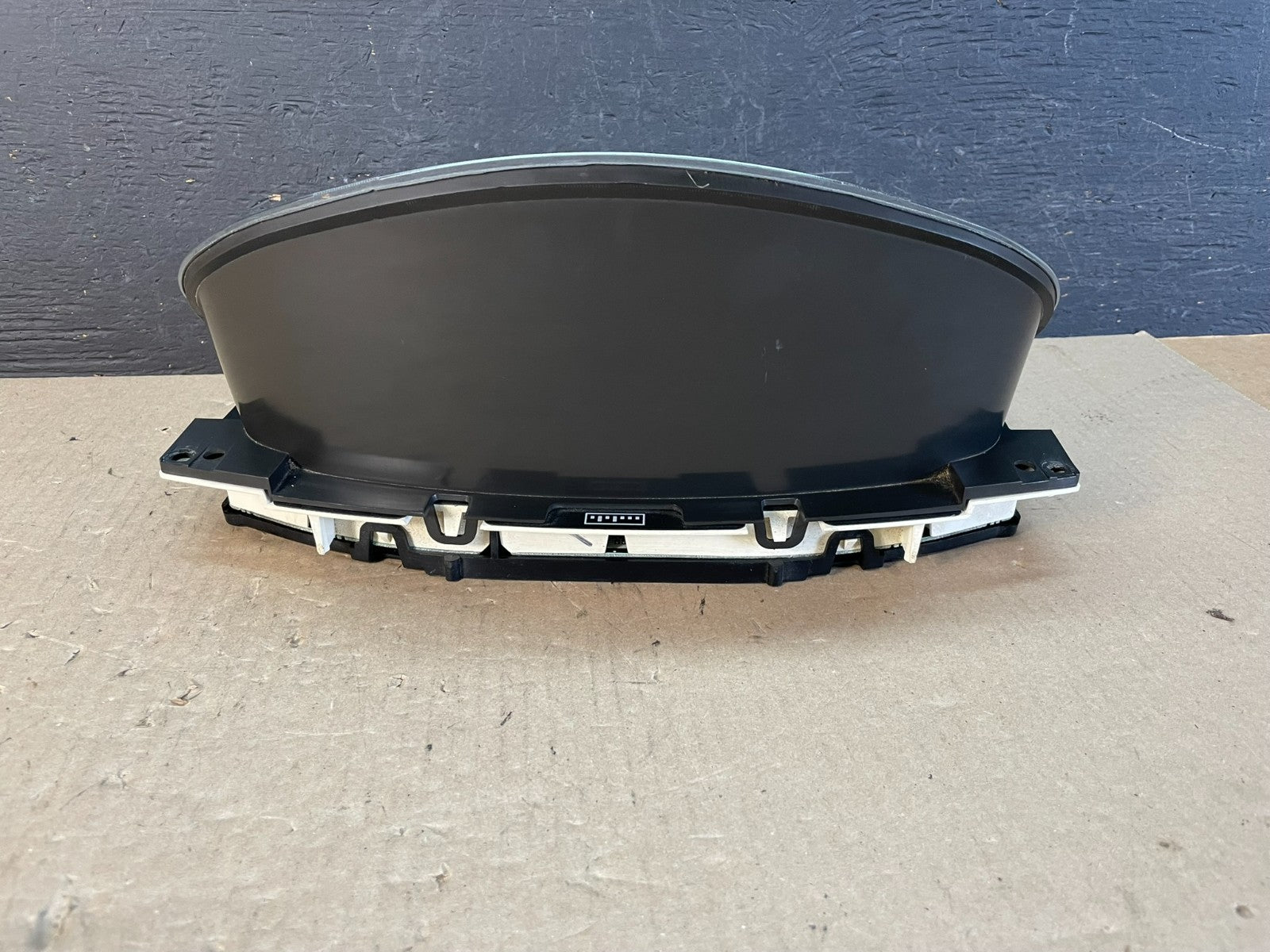 2004 to 2007 Chevrolet Express Speedometer Cluster Gauge AE3349 DG5
