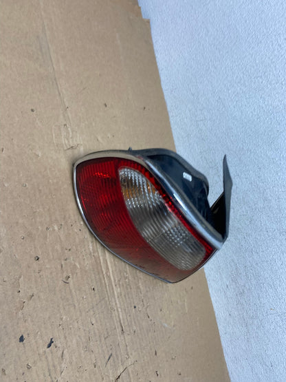 1998 to 2003 Jaguar XJ8 Left Driver LH Side Tail Light AD4030 LK2