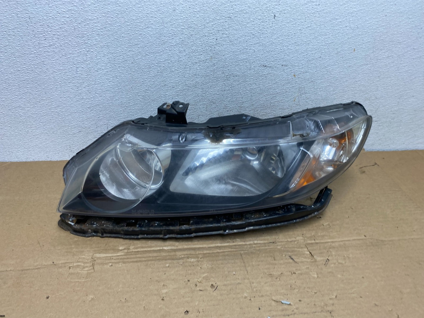 2009 2010 2011 Honda Civic Sedan Left Driver LH Headlight Halogen AD4018 DW0