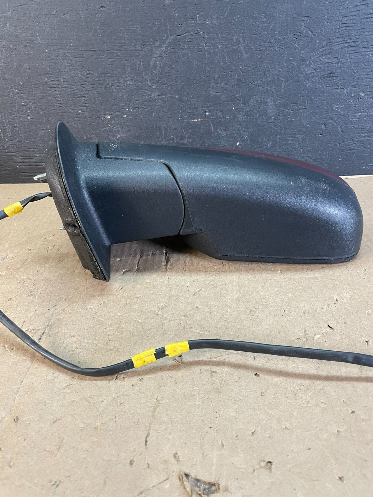 2007 to 2013 Chevrolet Tahoe Silverado Suburban Left Driver Mirror AD5873 DW3