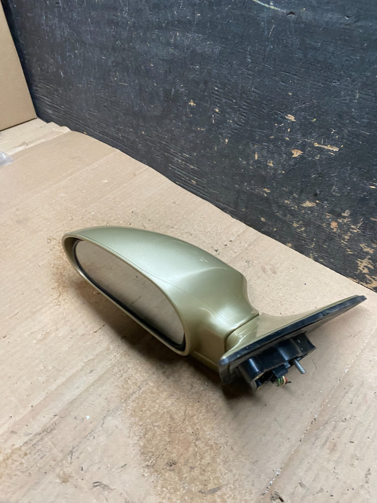 1999-2005 Hyundai Sonata Left Driver  LH Side Mirror OEM W4541 MS11