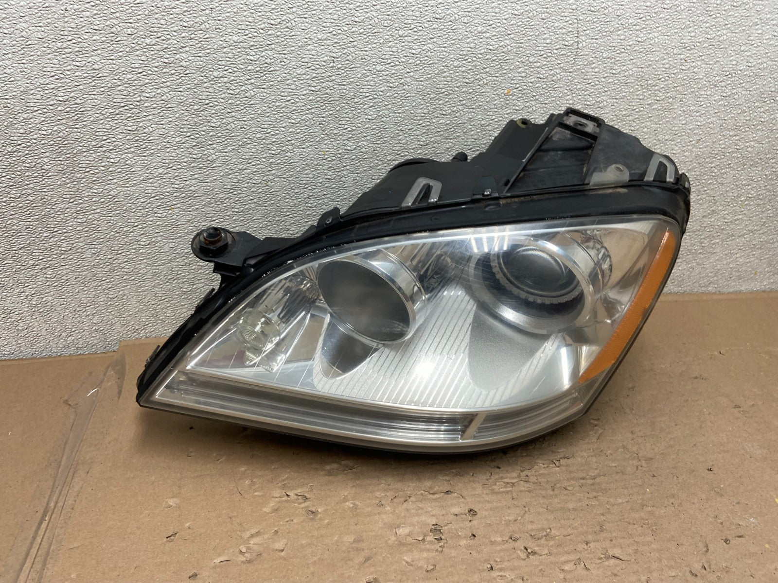 XENON 2006-2009 Mercedes-Benz ML-Class Headlight Left Driver LH OEM AB0840 DW0