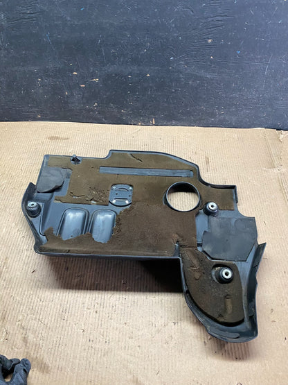 2007 to 2013 Nissan Altima 2.5 L Engine Cover n8381 DG5