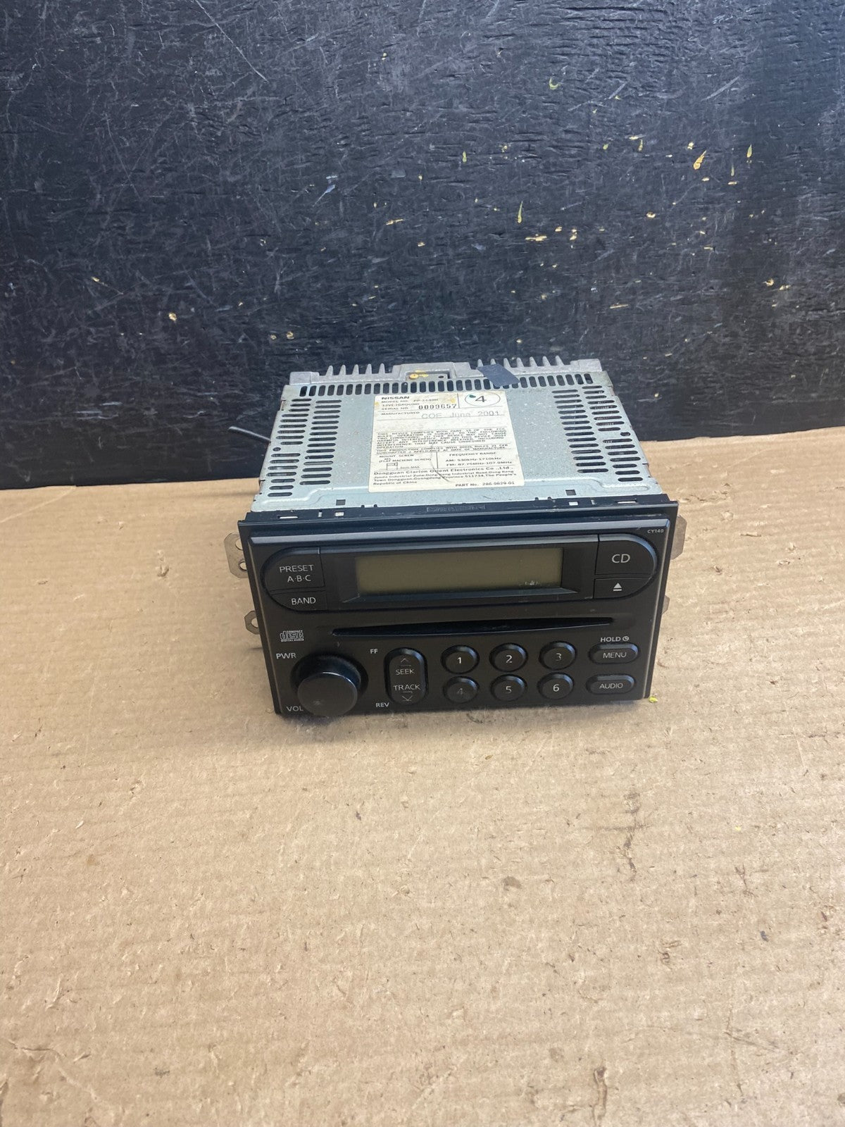 2002 to 2004 Nissan Frontier Xterra AM/FM CD Car Radio ah5286 DG0