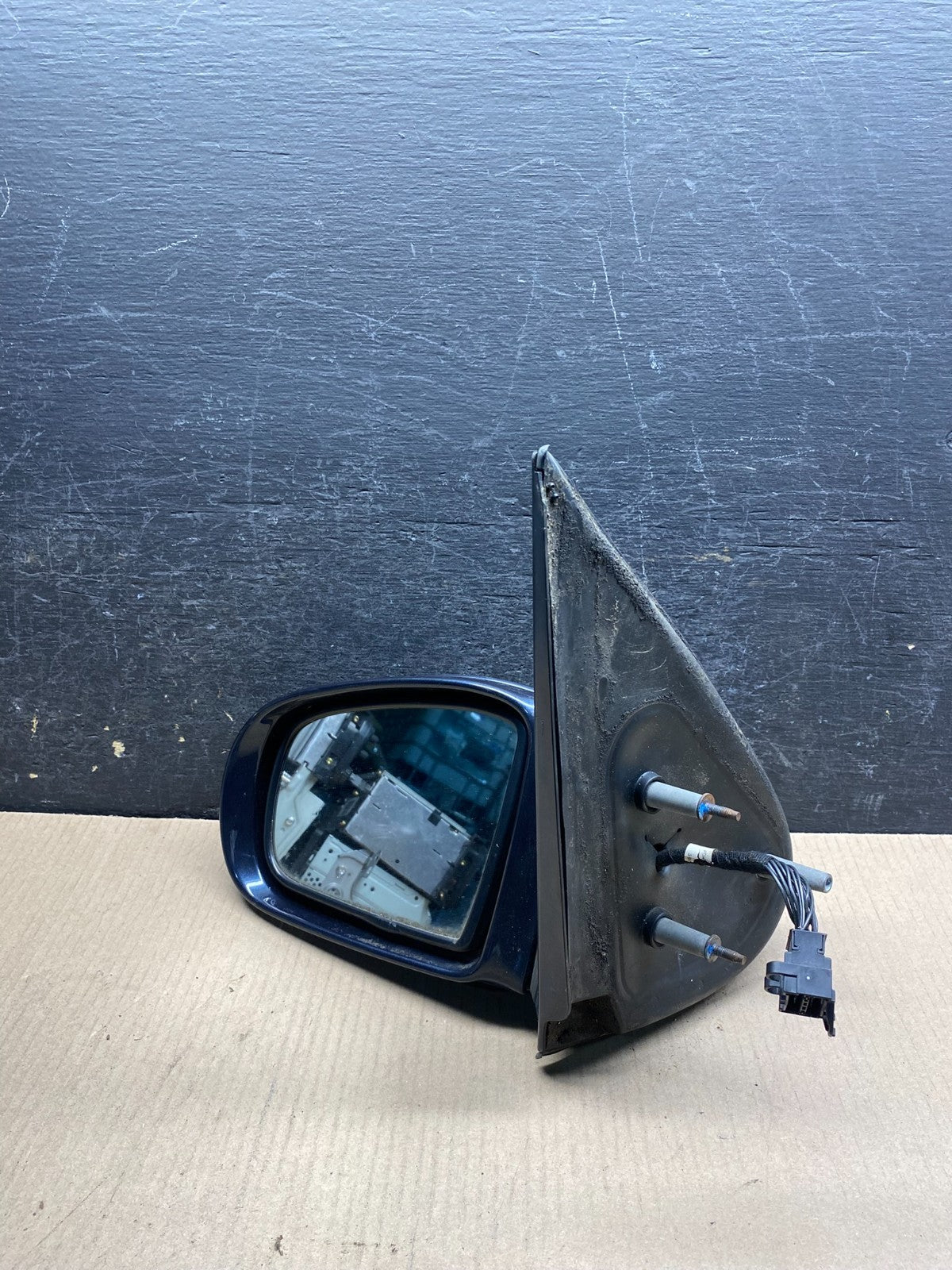 2002 to 2005 Mercedes ML Left Driver LH Side View Door Mirror AI7120 DG11